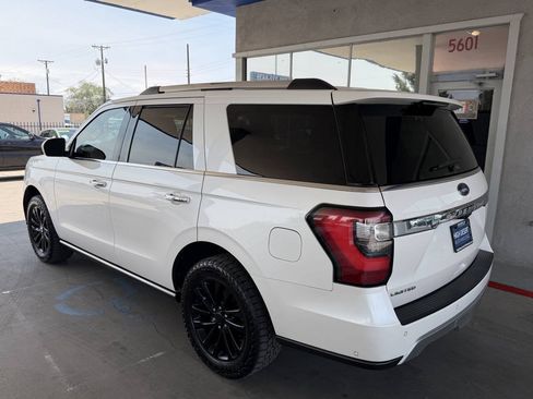 Used 2019 Ford Expedition Limited w/ Equipment Group 301A AWD/4WD image 4