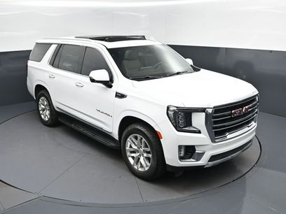 Used 2022 GMC Yukon SLT w/ SLT Premium Package