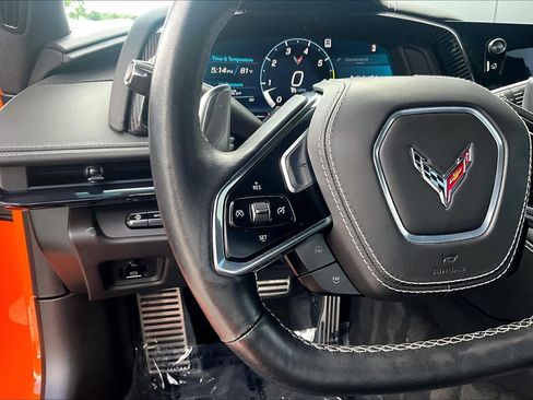 Used 2023 Chevrolet Corvette Stingray Premium Conv w/ Z51 Performance Package RWD image 21