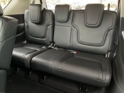 New 2026 Nissan Armada SV image 17