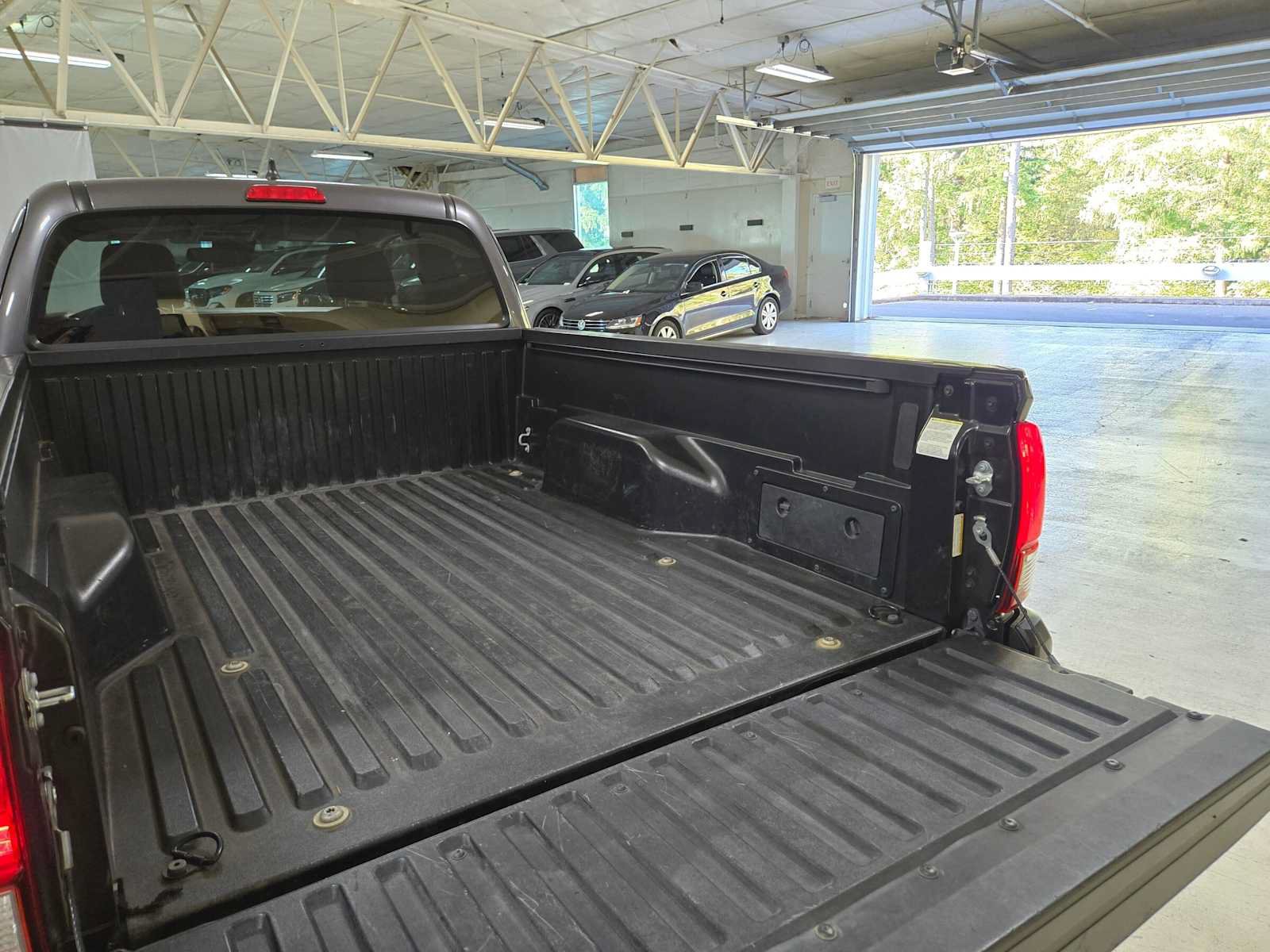 Used 2022 Toyota Tacoma SR RWD image 16
