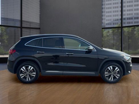 Used 2025 Mercedes-Benz GLA 250 image 6