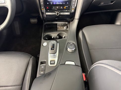 Used 2023 INFINITI QX50 Sport FWD image 16