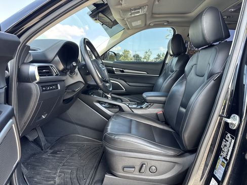 Used 2022 Kia Telluride S FWD image 16
