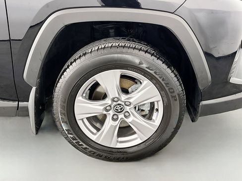 Used 2025 Toyota RAV4 XLE w/ Convenience Package FWD image 38