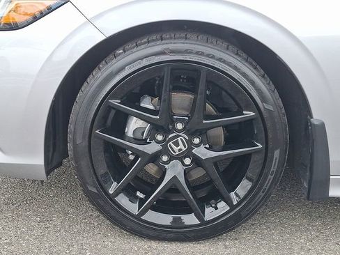 Used 2023 Honda Civic Sport image 8