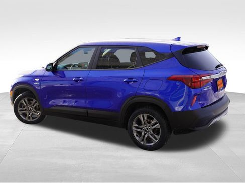 Used 2022 Kia Seltos LX image 8