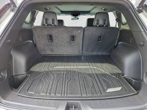 Used 2020 Chevrolet Blazer RS w/ LPO, Floor Liner Package AWD/4WD image 6