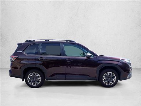 Used 2026 Subaru Forester Premium AWD/4WD image 4
