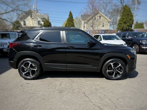 Used 2023 Chevrolet TrailBlazer RS w/ Convenience Package FWD image 4