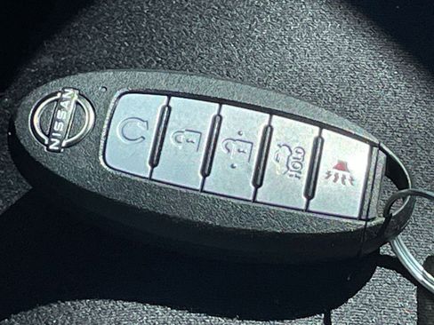 Used 2025 Nissan Altima 2.5 SV image 21