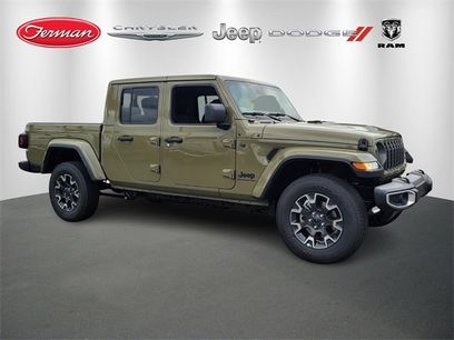 New 2025 Jeep Gladiator Sport w/ Premium Package