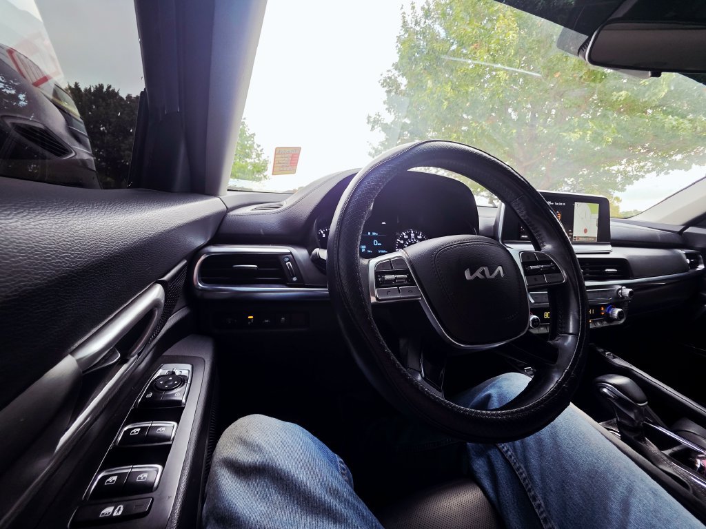 Used 2022 Kia Telluride S AWD/4WD image 39