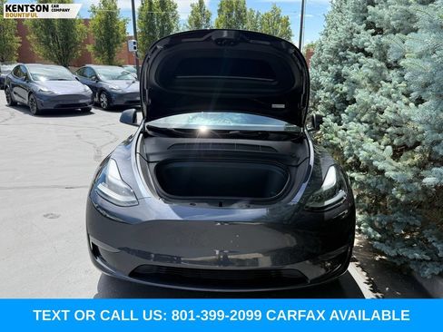 Used 2024 Tesla Model Y Long Range AWD/4WD image 29