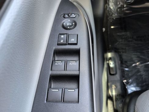 Used 2017 Honda Accord EX image 21