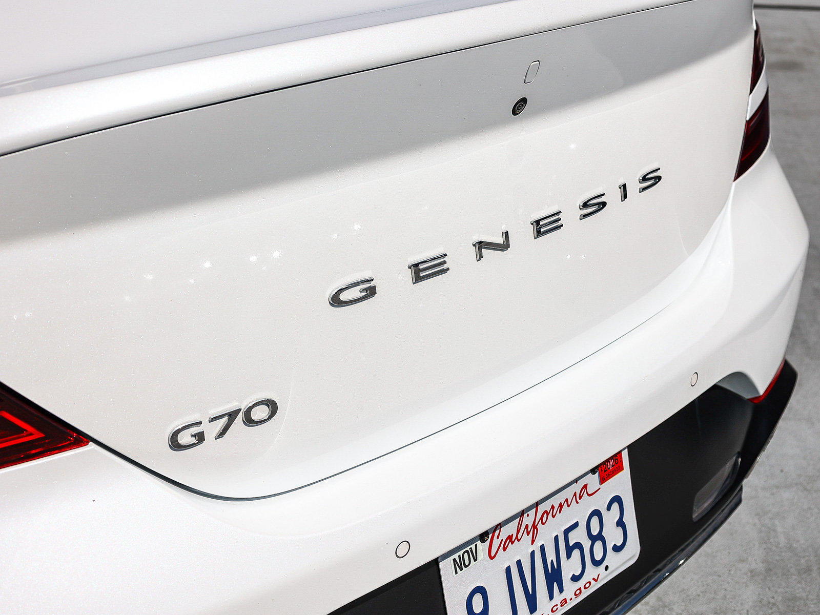 Used 2023 Genesis G70 2.0T w/ Sport Prestige Package RWD image 7