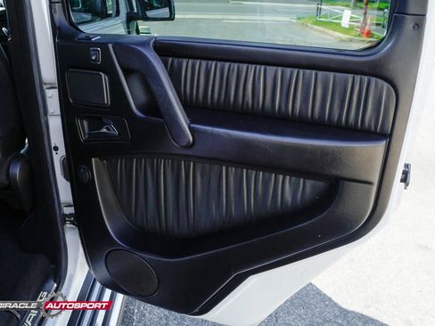 Used 2018 Mercedes-Benz G 63 AMG 4MATIC w/ Night Package image 38