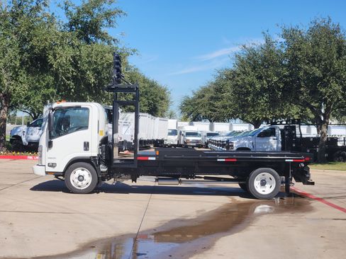 New 2024 Chevrolet Low Cab Forward image 11