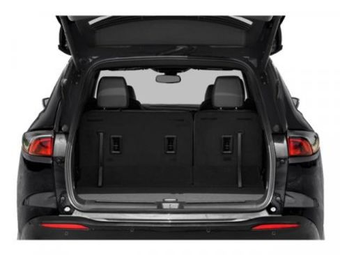 Used 2023 Buick Enclave Essence image 14