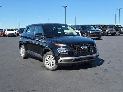 New 2026 Hyundai Venue SE