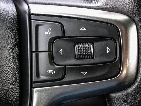 Used 2022 Chevrolet Silverado 1500 LT Trail Boss w/ LT Trail Boss Premium Package image 27