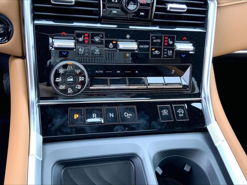 New 2026 Nissan Armada Platinum Reserve image 22