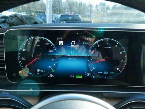 Used 2022 Mercedes-Benz GLS 450 4MATIC image 29