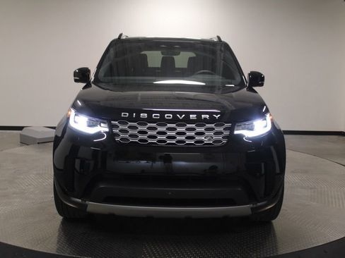 Used 2025 Land Rover Discovery S AWD/4WD image 10