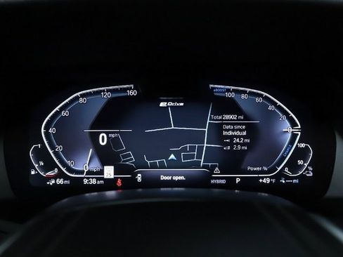 Certified 2022 BMW X5 xDrive45e w/ Executive Package image 27