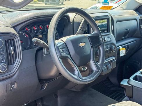 Used 2025 Chevrolet Silverado 1500 Custom AWD/4WD image 8