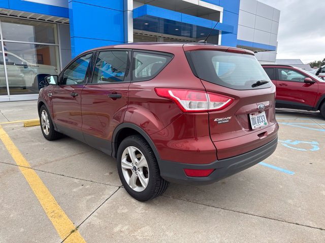 Used 2016 Ford Escape S FWD image 4