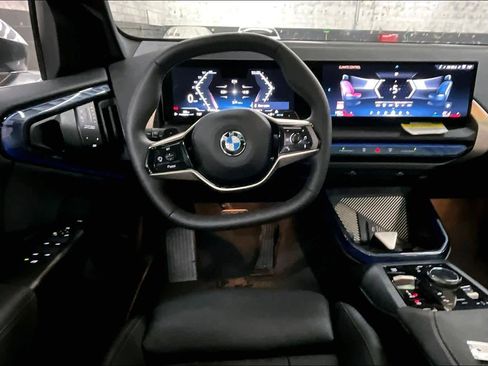 Certified 2025 BMW X3 xDrive30i w/ Premium Package image 8