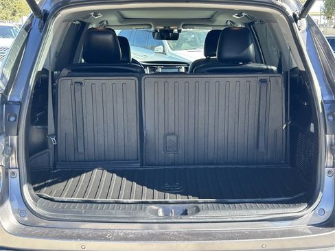 Used 2018 Toyota Highlander Limited Platinum image 16