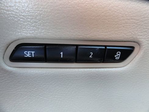 Used 2019 Cadillac XT5 Luxury FWD image 34