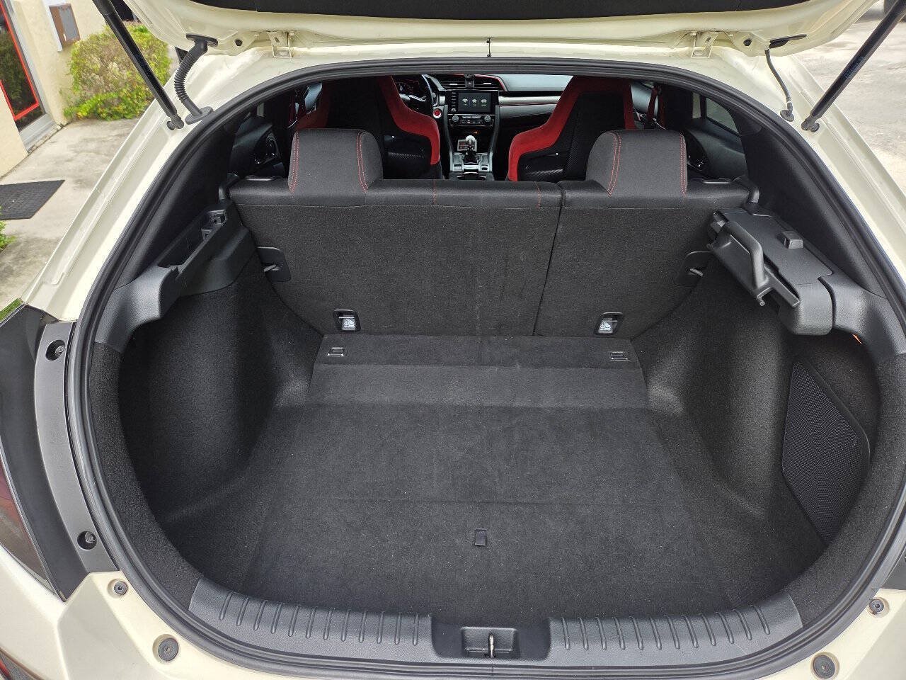 Used 2019 Honda Civic Type R image 15