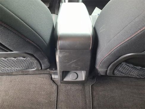 Used 2010 Chevrolet Equinox LT image 16