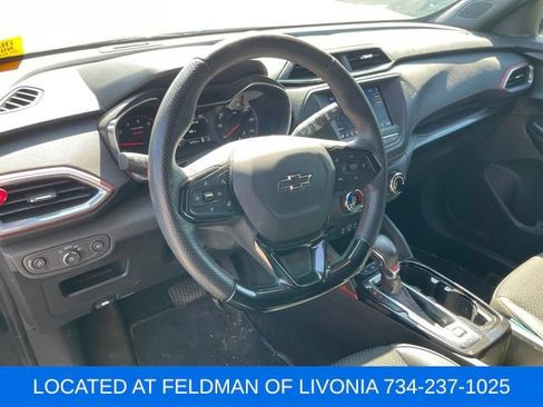 Used 2023 Chevrolet TrailBlazer RS FWD image 7