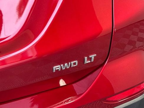 Used 2024 Chevrolet Equinox LT AWD/4WD image 13