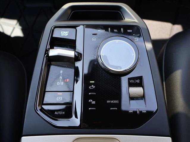 Certified 2023 BMW iX xDrive50 AWD/4WD image 19