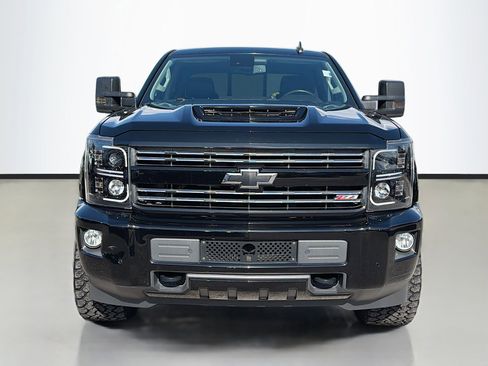 Used 2019 Chevrolet Silverado 2500 LTZ w/ Duramax Plus Package image 9