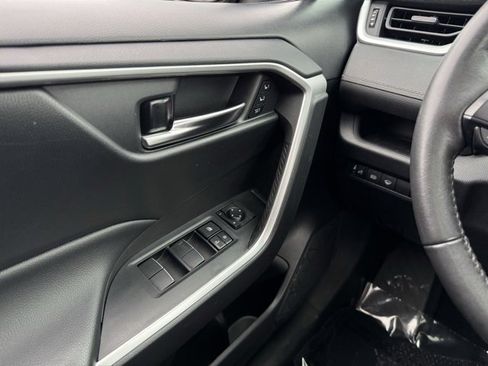 Certified 2021 Toyota RAV4 XLE Premium image 30