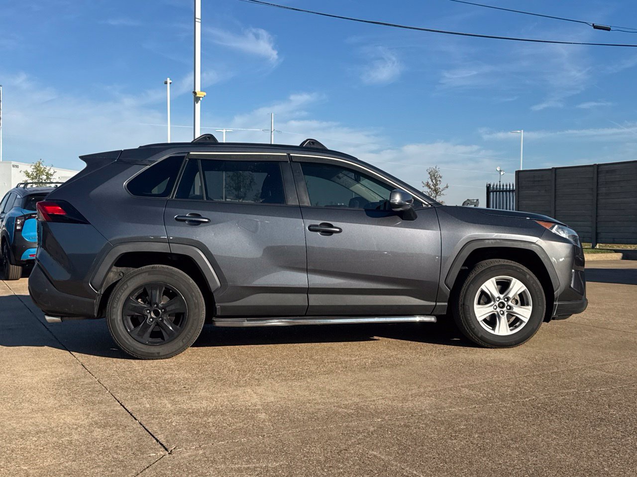 Used 2019 Toyota RAV4 XLE FWD image 31