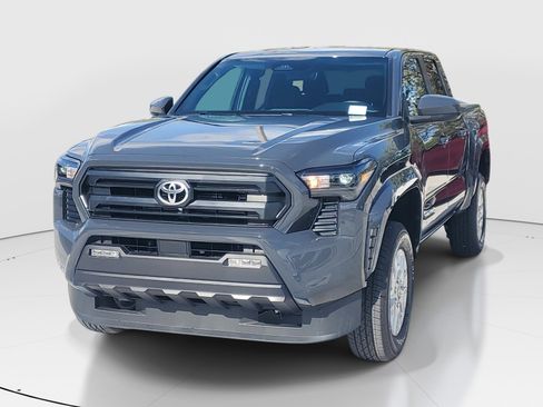 Used 2025 Toyota Tacoma SR5 RWD image 4