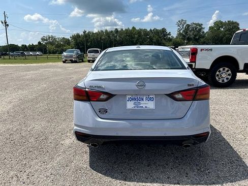 Used 2024 Nissan Altima 2.5 SR image 4