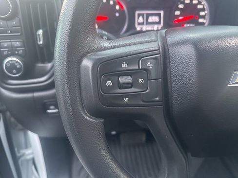 Used 2025 Chevrolet Silverado 2500 W/T w/ WT Convenience Package image 17
