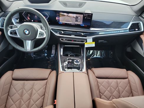 New 2026 BMW X5 xDrive40i w/ Executive Package AWD/4WD image 10