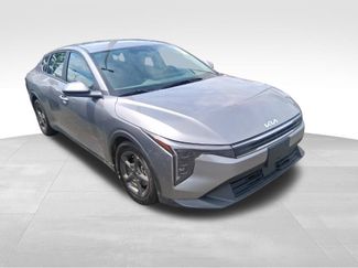 Certified 2025 Kia K4 FWD video 2