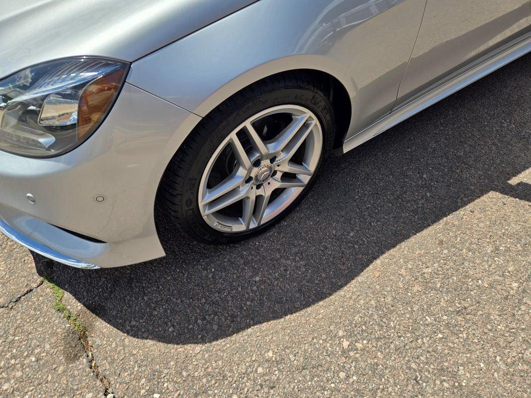 Used 2014 Mercedes-Benz E 350 4MATIC Wagon image 5