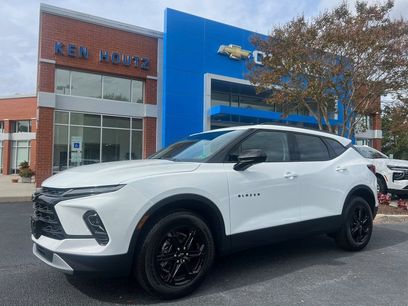 New 2025 Chevrolet Blazer LT w/ Midnight/Sport Edition