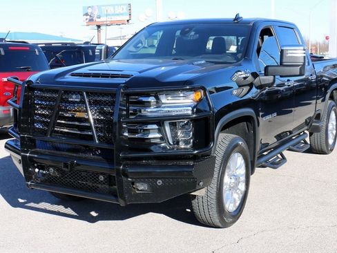 Used 2020 Chevrolet Silverado 2500 High Country w/ Z71 Off-Road Package image 2